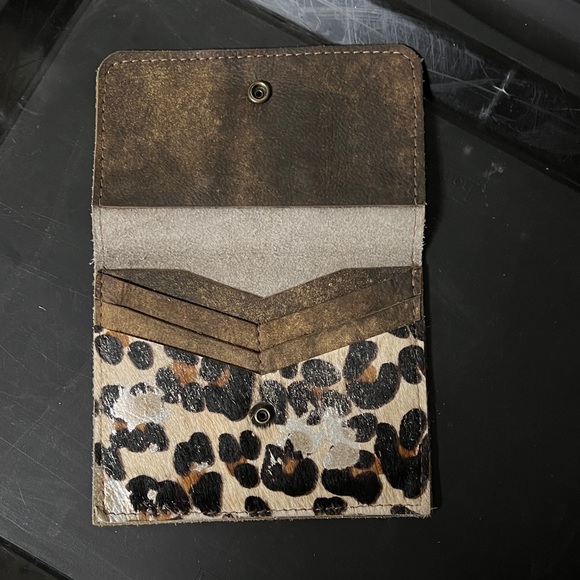 Keep It Gypsy Cowhide Fringe Crossbody Bag and wallet - Picture 10 of 11